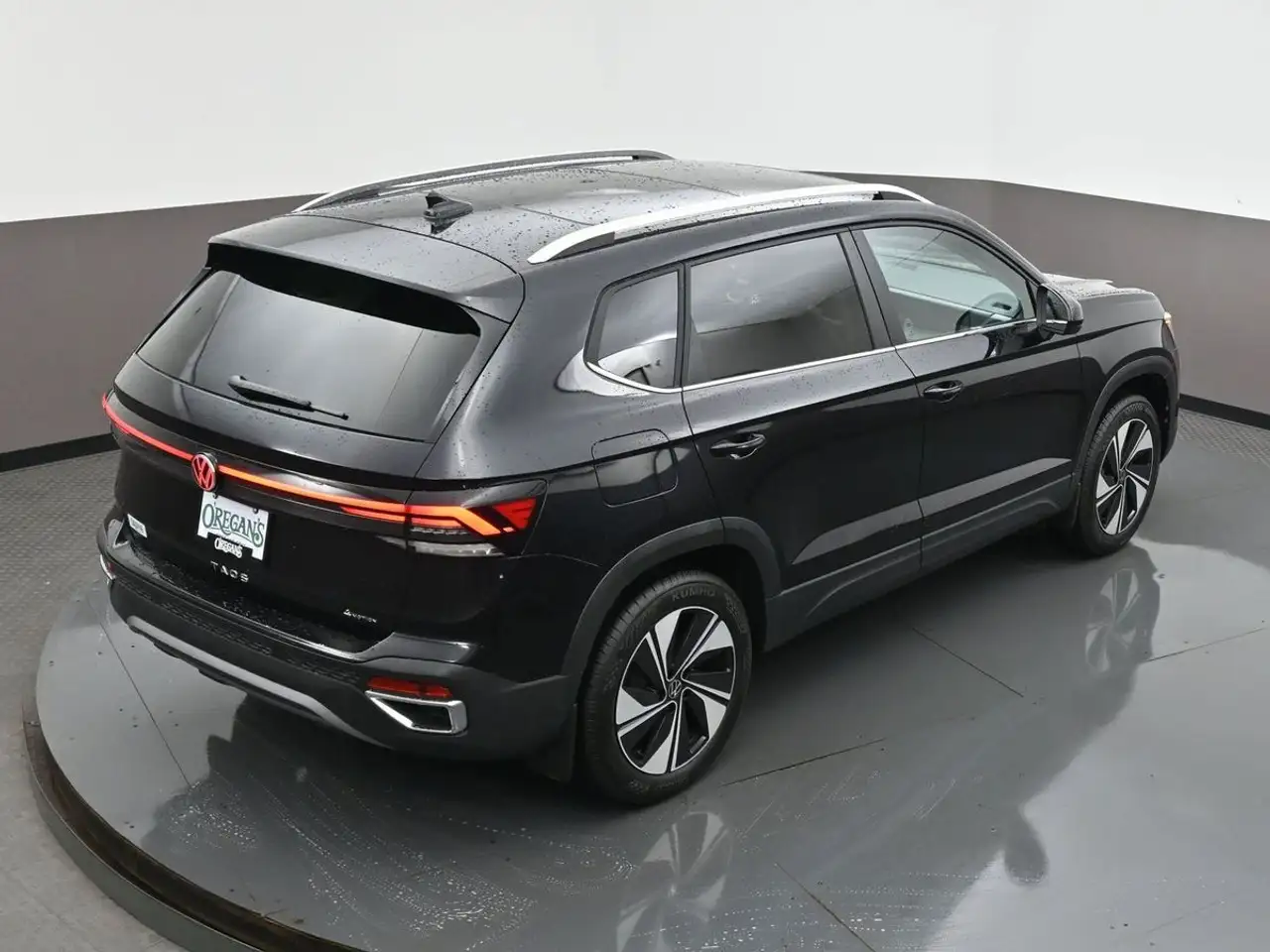 Volkswagen Taos снимка Volkswagen Taos