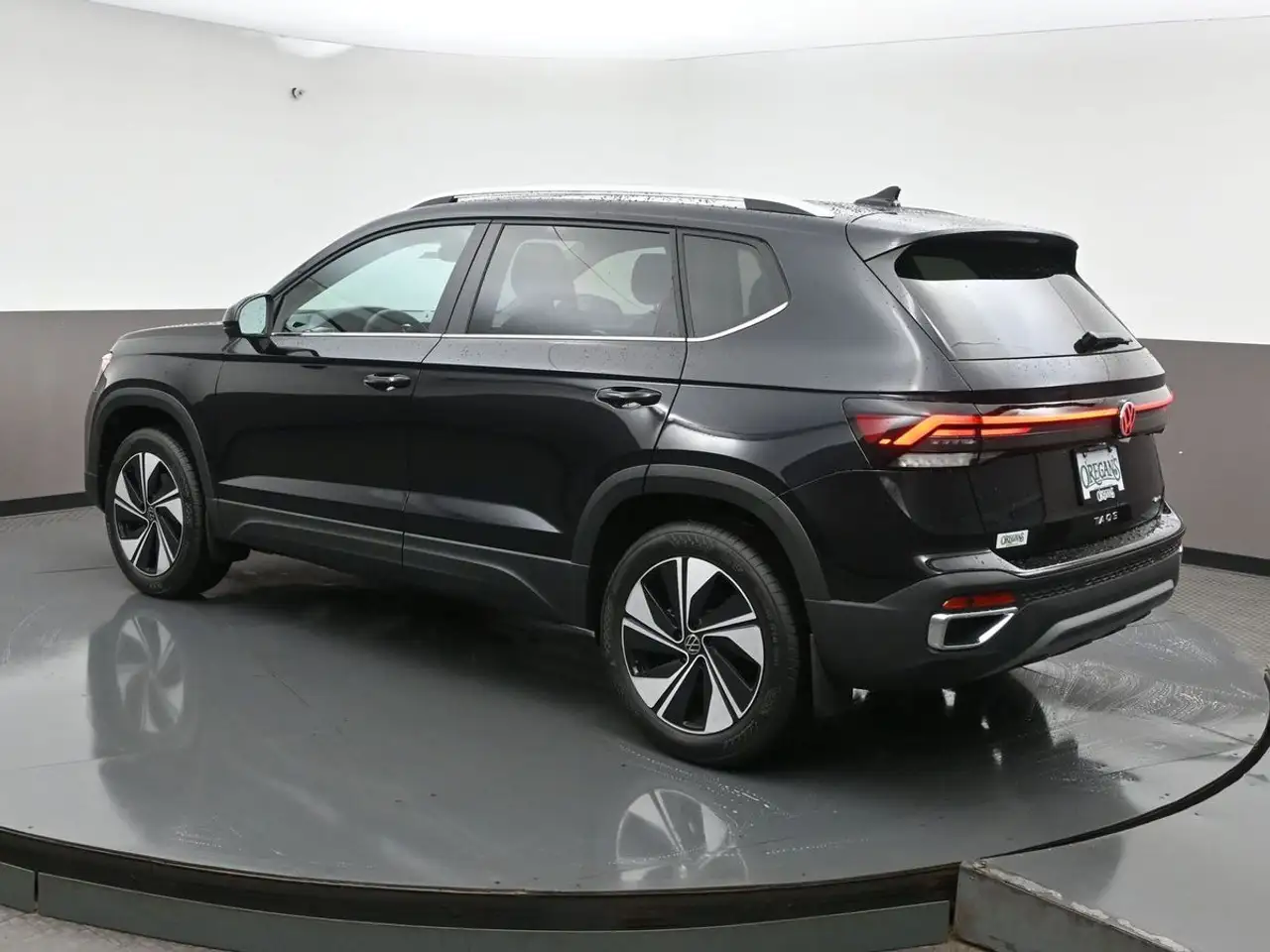 Volkswagen Taos снимка Volkswagen Taos