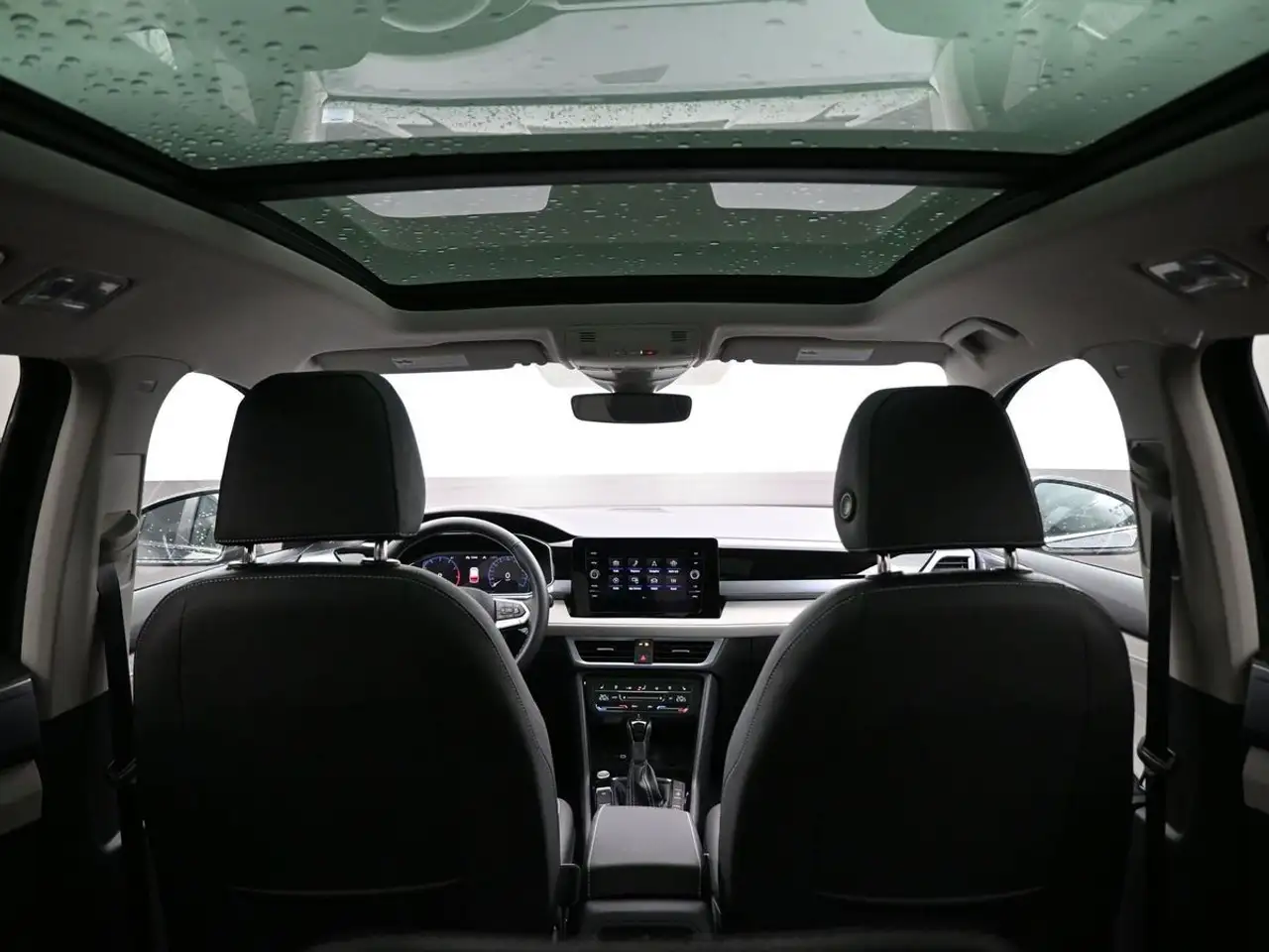 Volkswagen Taos снимка Volkswagen Taos