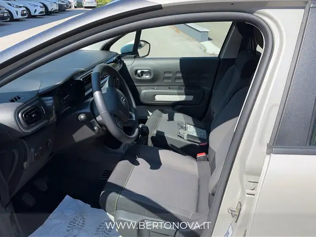 Citroen C3 view 9