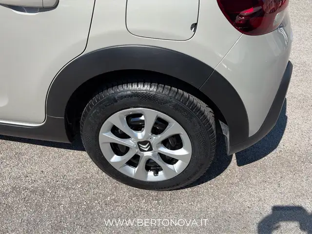 Citroen C3 view 8