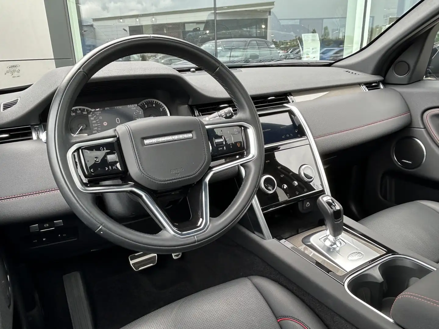 Land Rover Discovery Sport P300e 309pk AWD R-Dynamic SE | Nieuw door ons gele Azul - 2