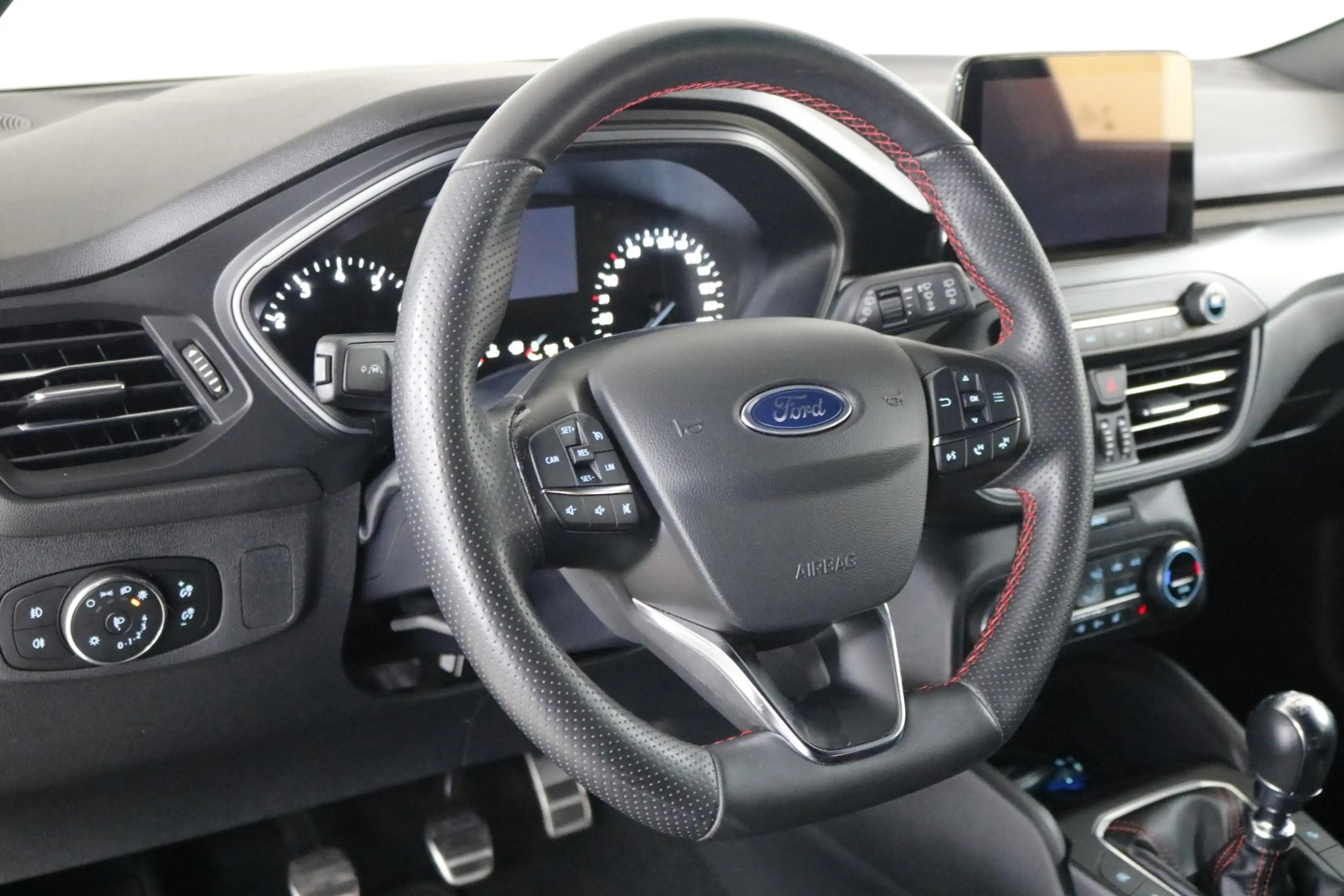 Ford Focus Wagon 1.0 EcoBoost Hybrid ST Line Style Clima | Wi — photo 3