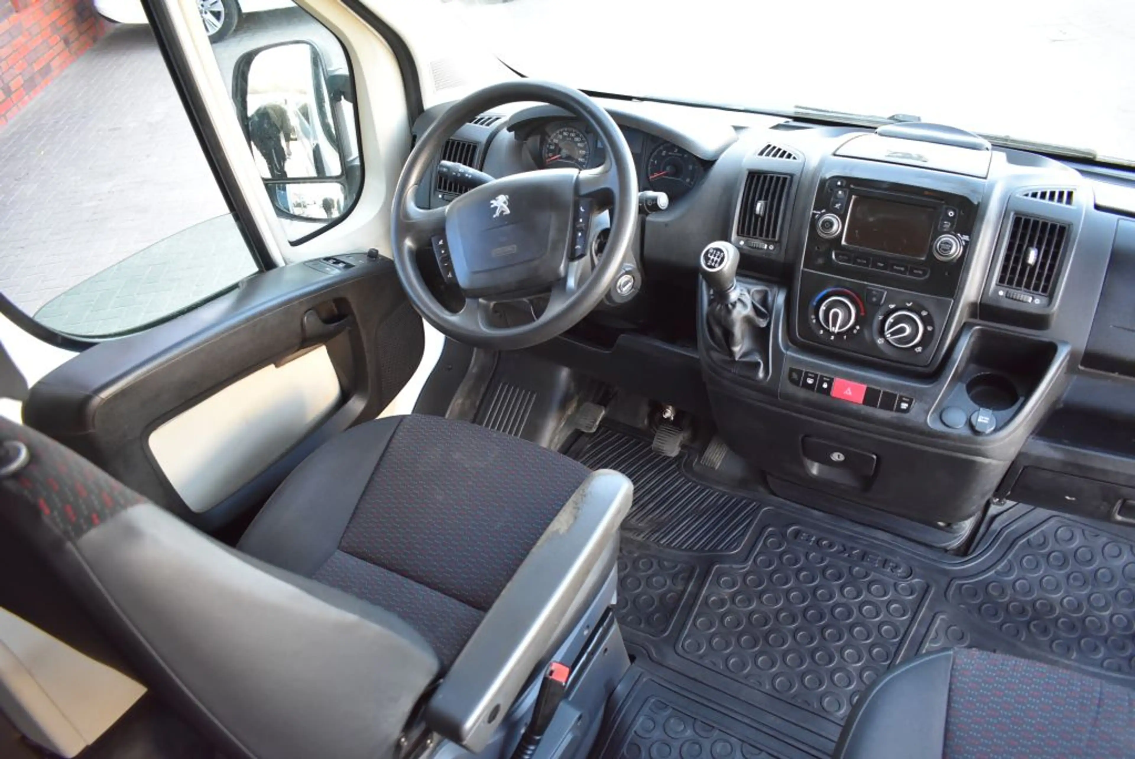 Peugeot Boxer HDi 335 L3H2 Premium Kasten Regalsystem. zzgl. 400 — photo 9