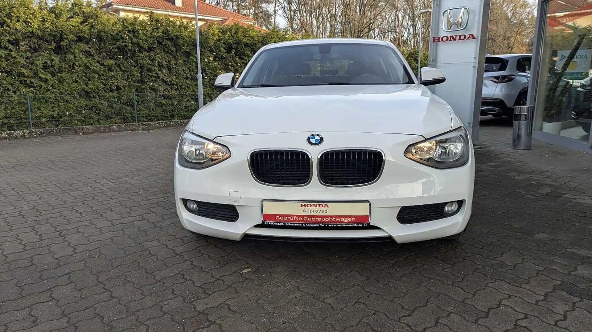 BMW 114 i 114i Weiß - 2