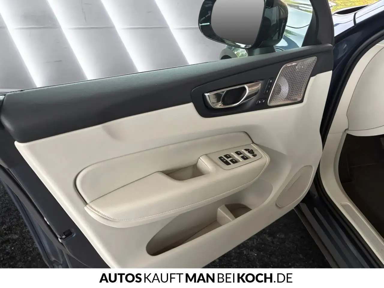 Volvo XC60 2026 — фото 14