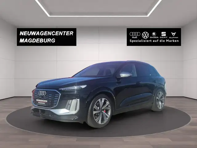 Audi SQ6 e-tron SQ6 E-TRON QUATTRO*LUFTFEDERUNG*ST.HZG*MATRIX*HuD*