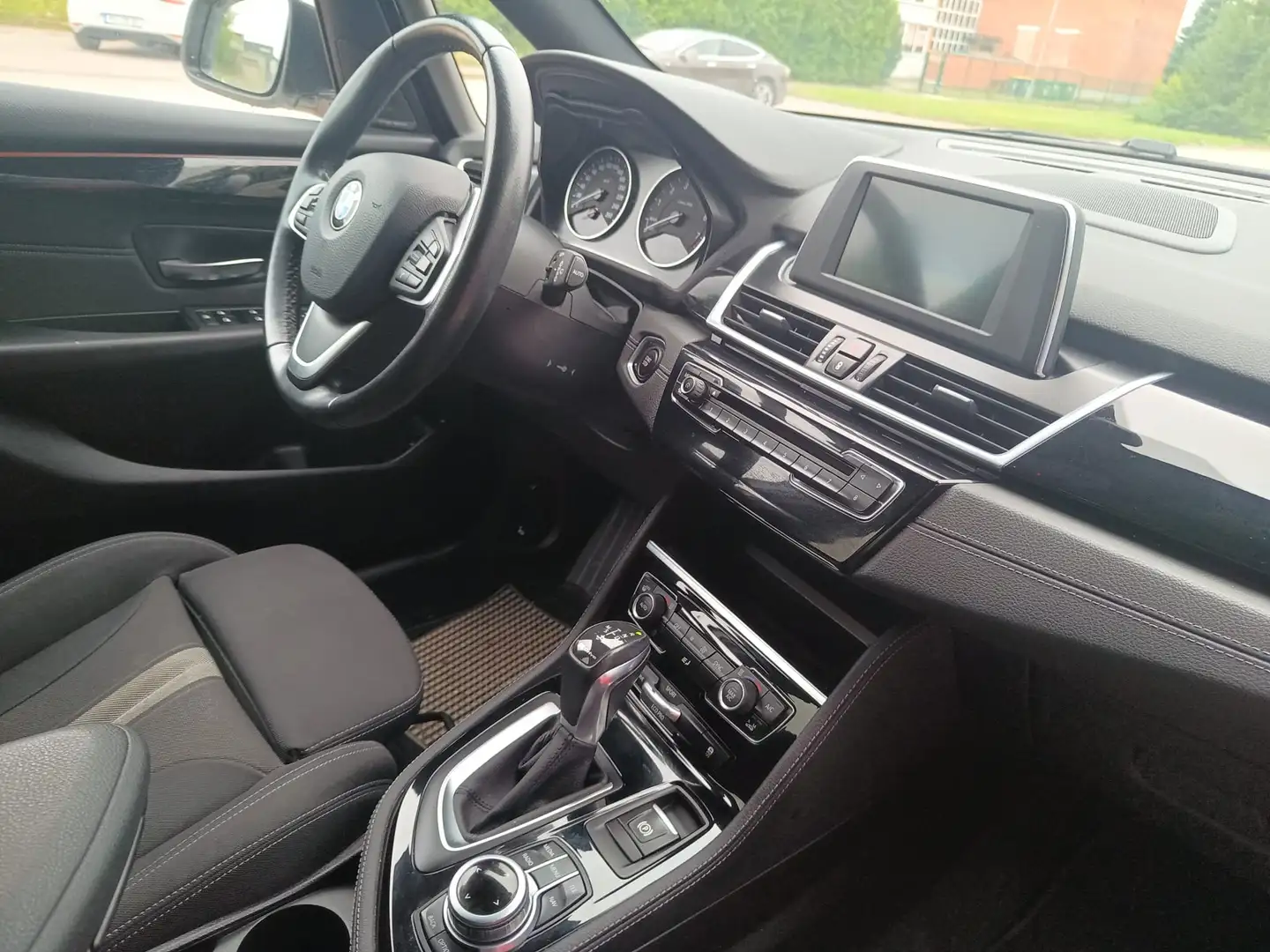 BMW 225 225 xe Sport Line Navi PDC Kamera Plug in Hybrid Alb - 2