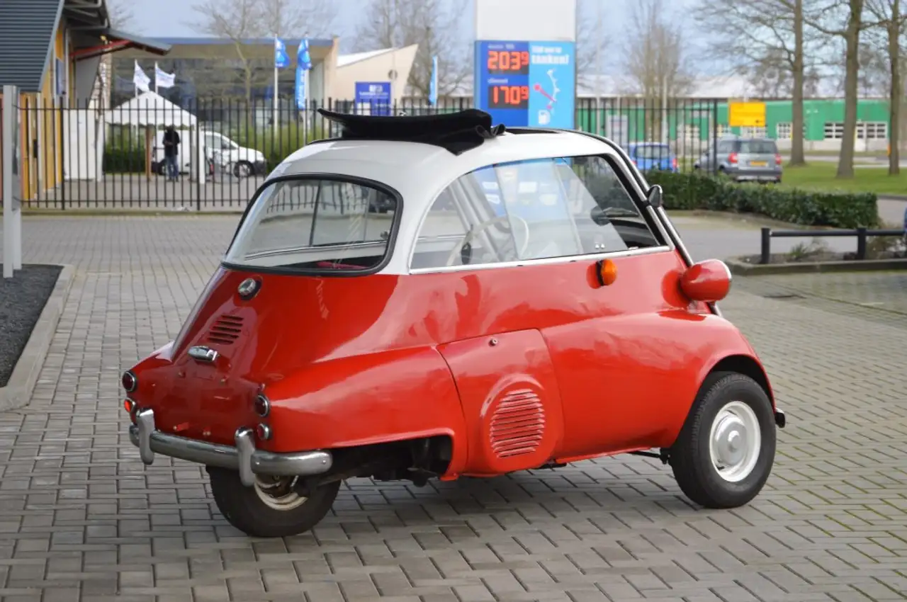 BMW Isetta 300 *1959* gerestaureerd Rood/Wit, foto 4