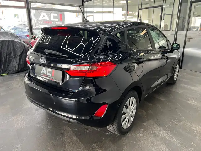 Ford Fiesta view 12