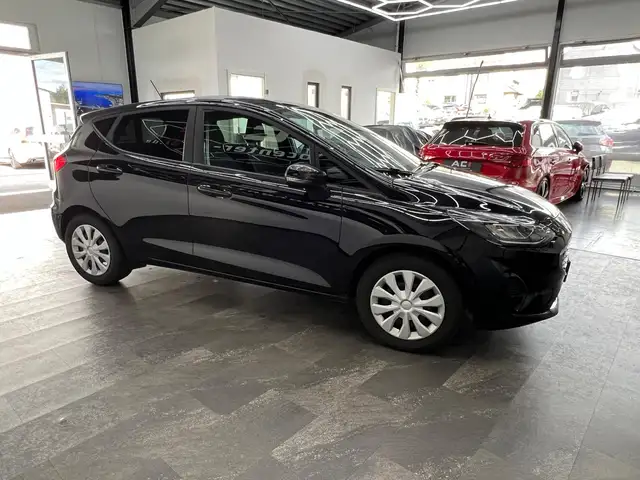 Ford Fiesta view 8
