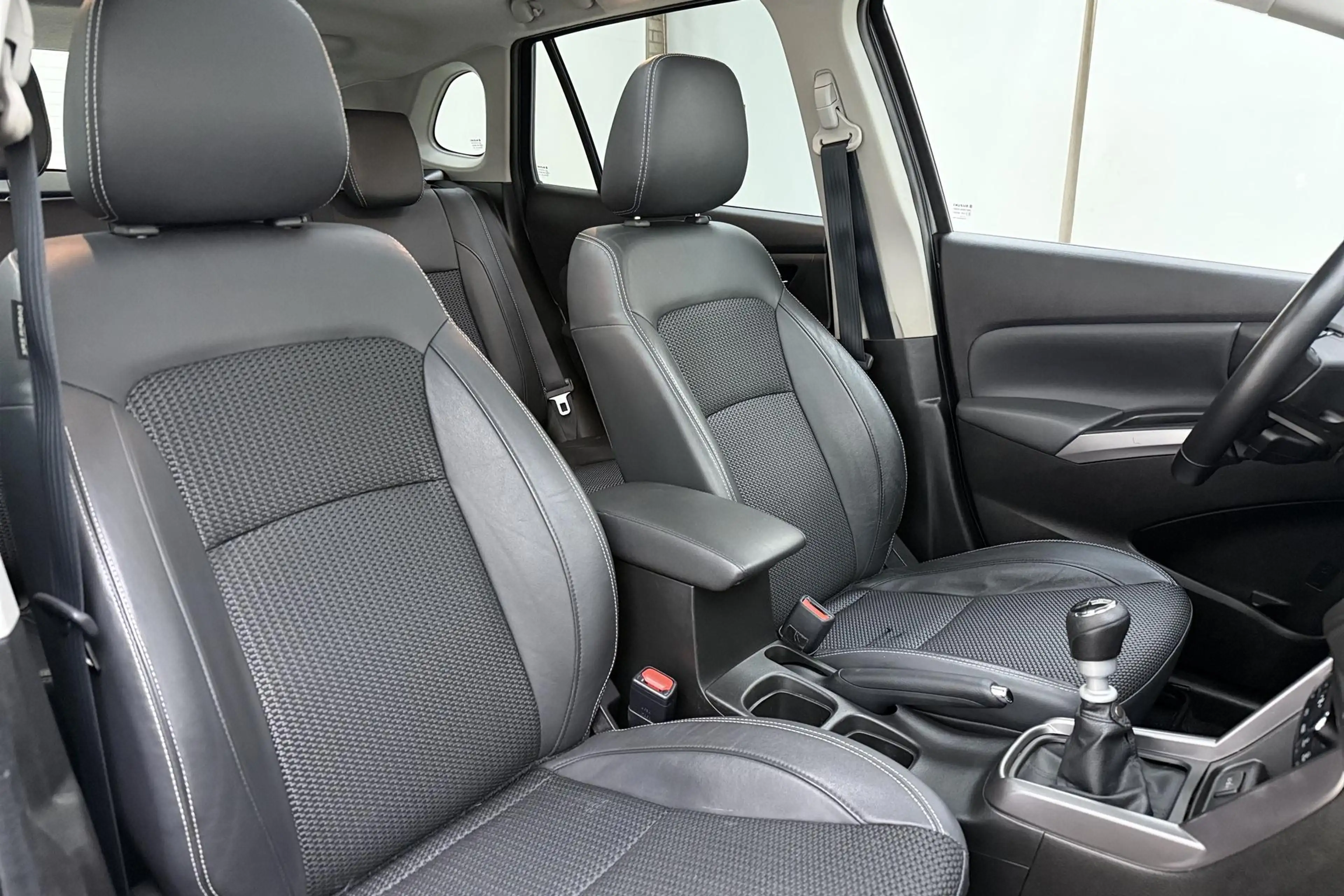 Suzuki S-Cross 1.4 Boosterjet Style Smart Hybrid 110pk | Navigati — photo 14