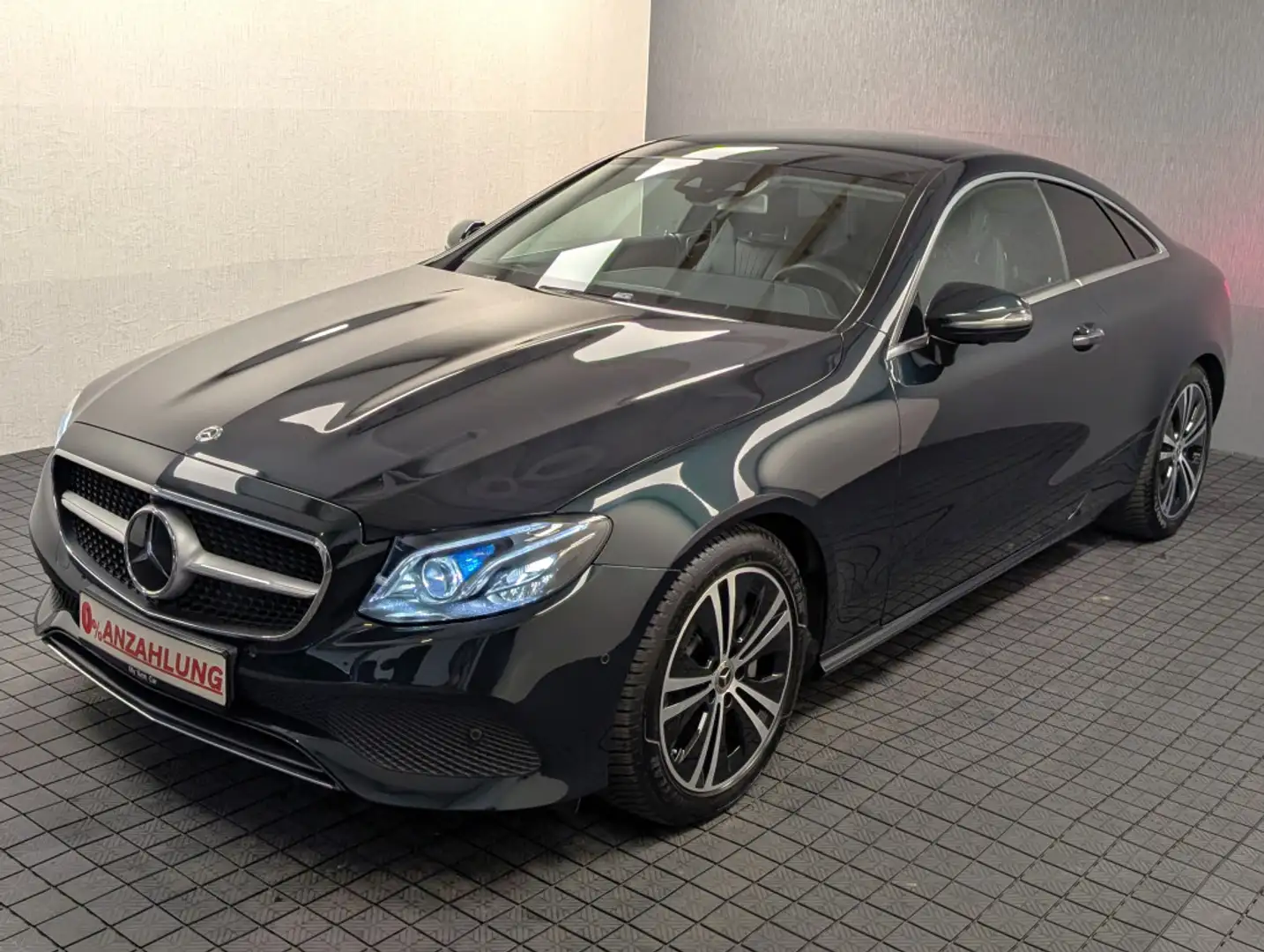Mercedes-Benz E 350 Coupé Mild Hyb+ACC+AHK+Navi+Multibeam LED Verde - 1