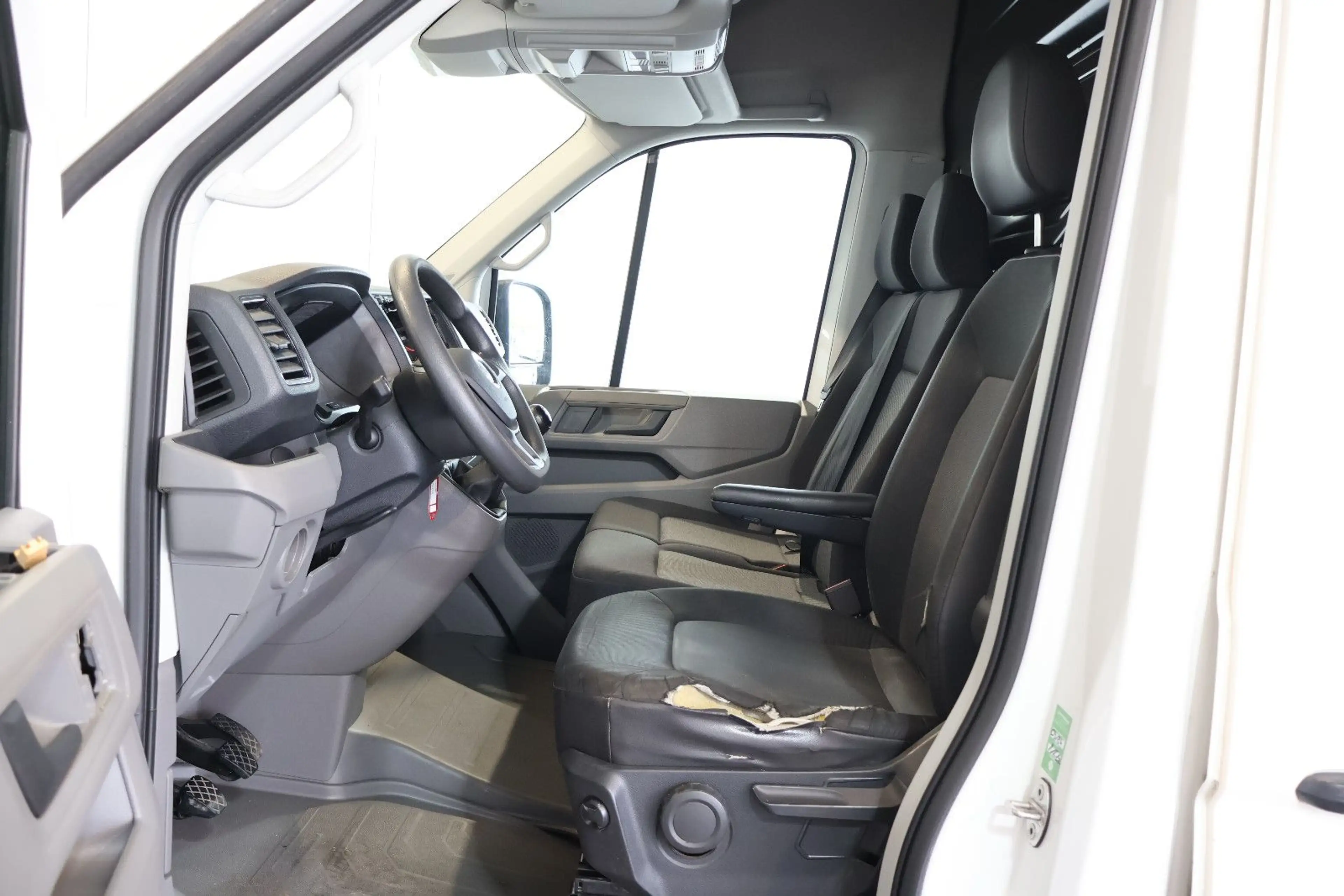 Volkswagen Crafter Kasten 2.0 TDI 35 lang Hochdach KAM+BT — photo 8