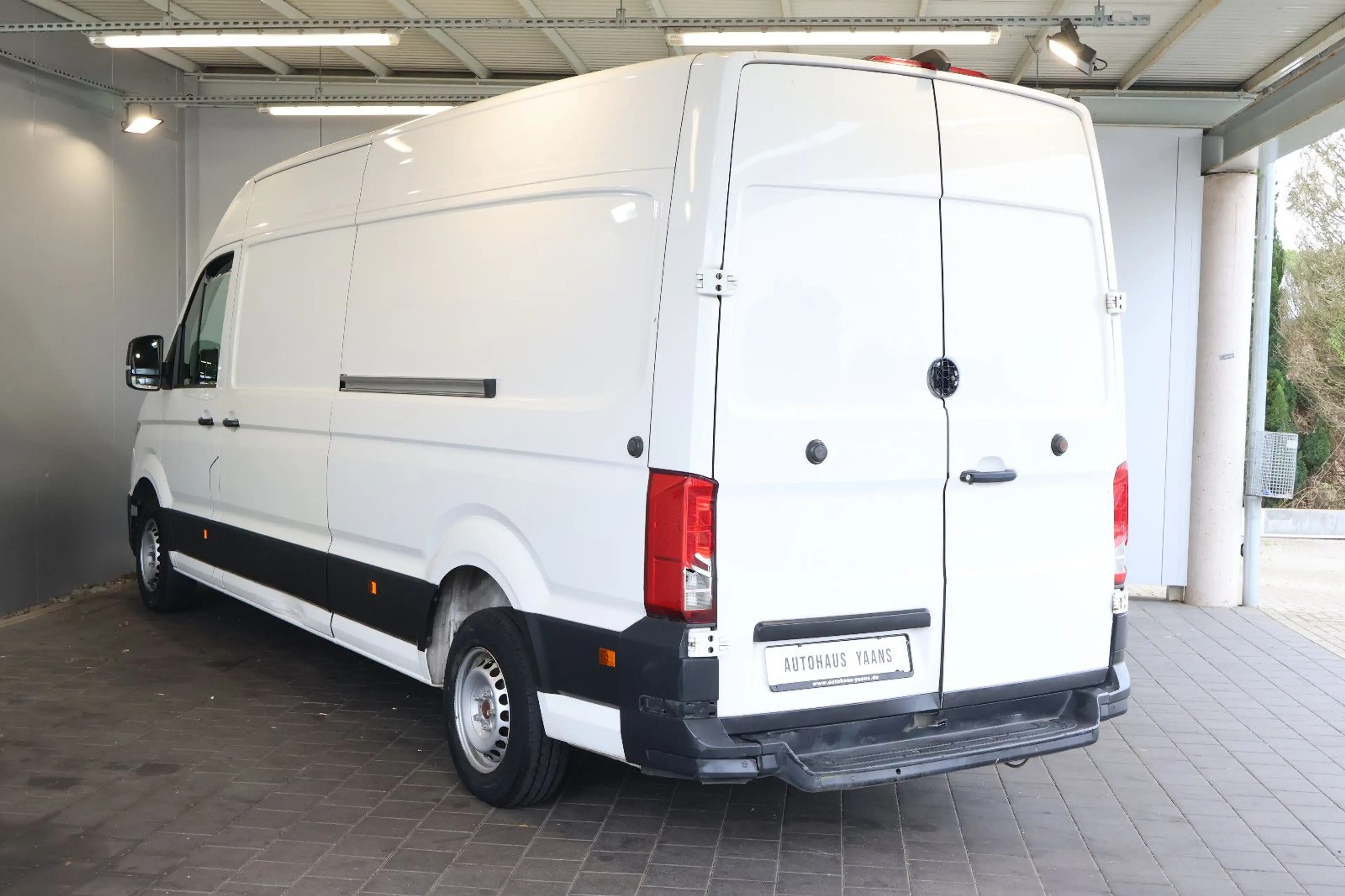 Volkswagen Crafter Kasten 2.0 TDI 35 lang Hochdach KAM+BT — photo 6