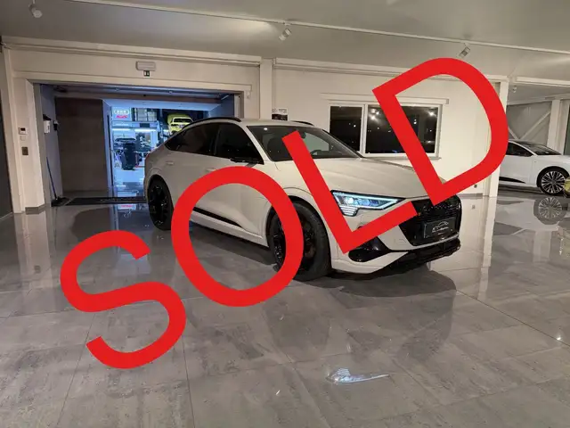 Audi Q8 e-tron SOLD BIJ GARAGE VRIENS YVES BV!!!!!