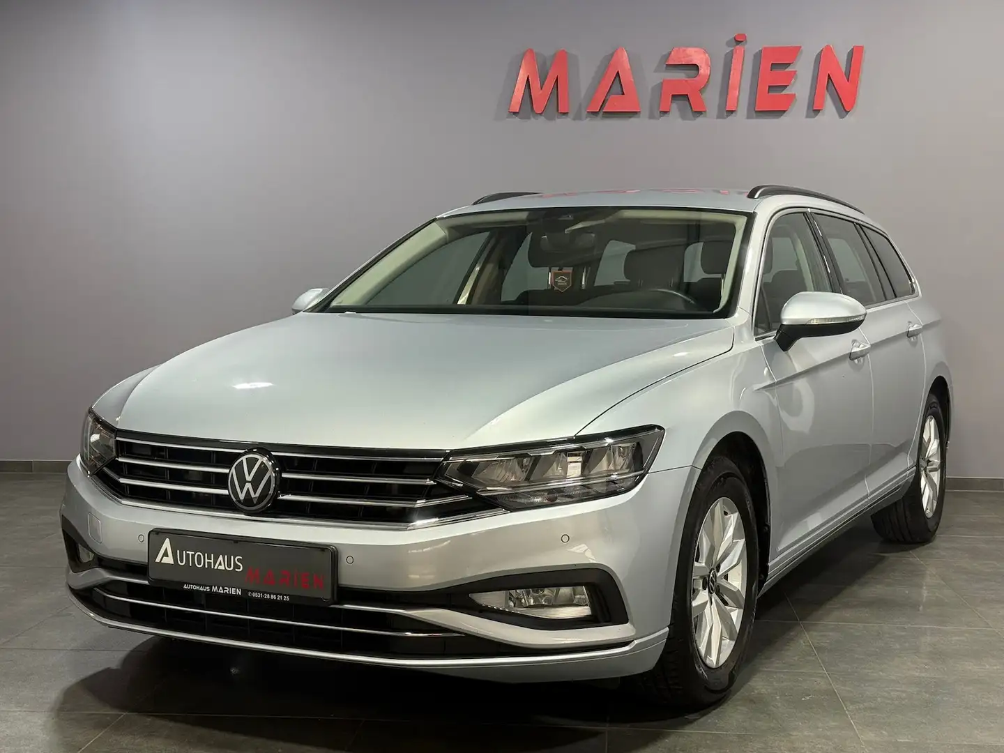 Volkswagen Passat Variant 2.0 TDI LED*NAVI*KAMERA*ACC Silber - 1