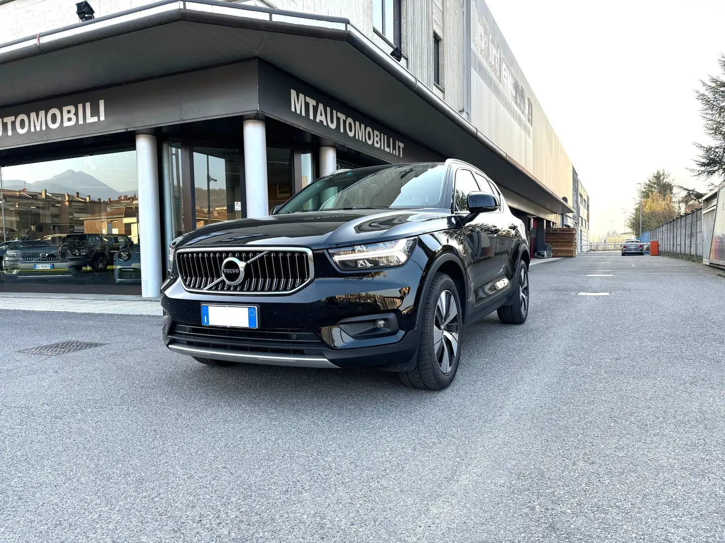 Volvo XC40 XC40 1.5 t4 phev Inscription Expression auto my21 Nero - 1