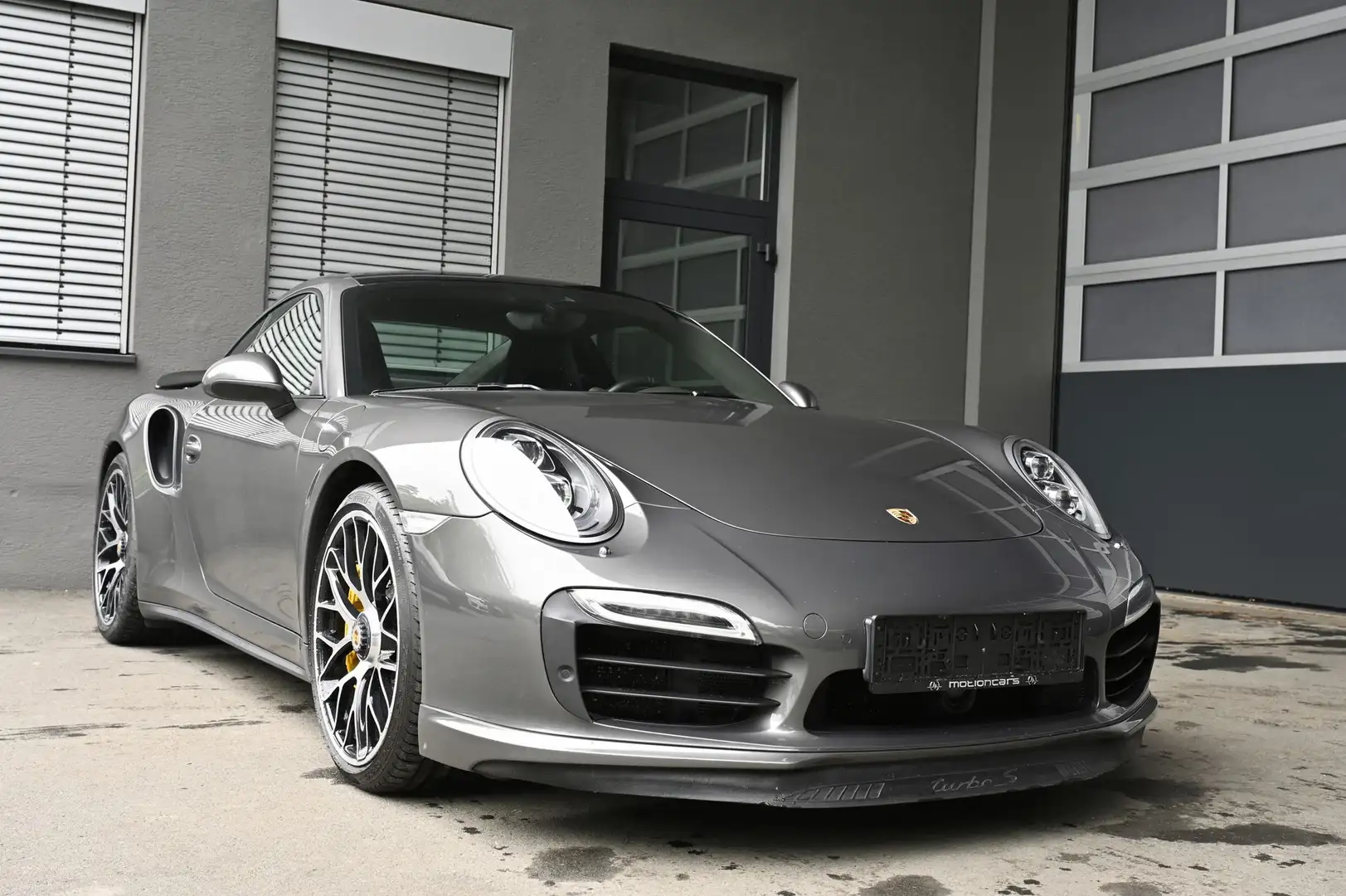 Porsche 991 911 3.8 Turbo S EXP € 104.980,- Grau - 1