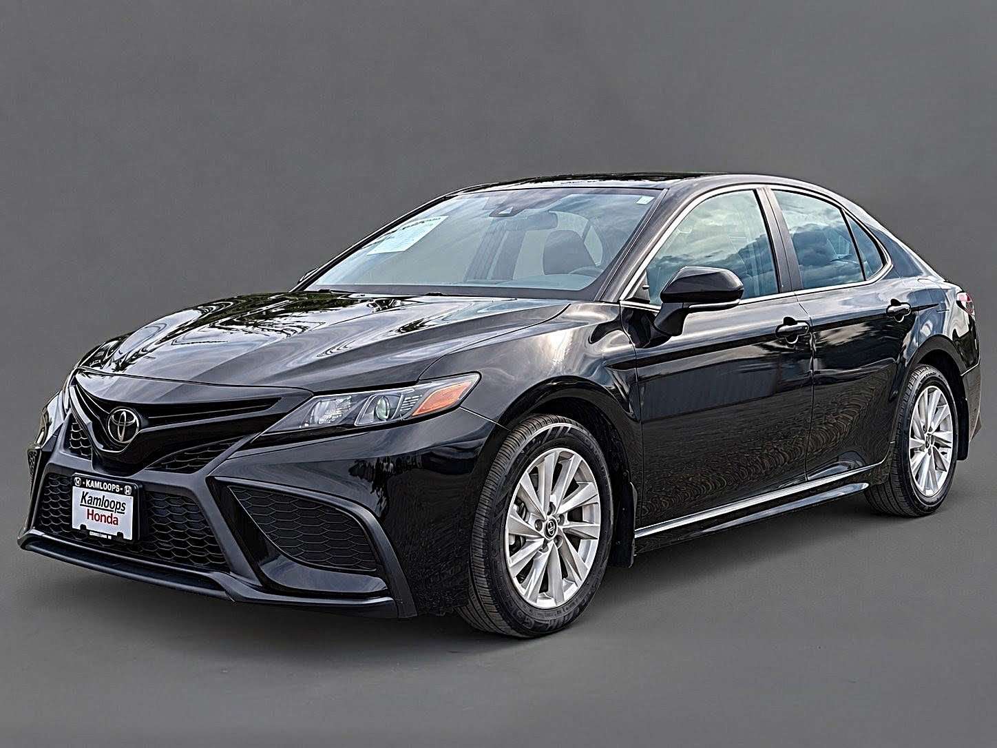 2024 Toyota Camry Sedan