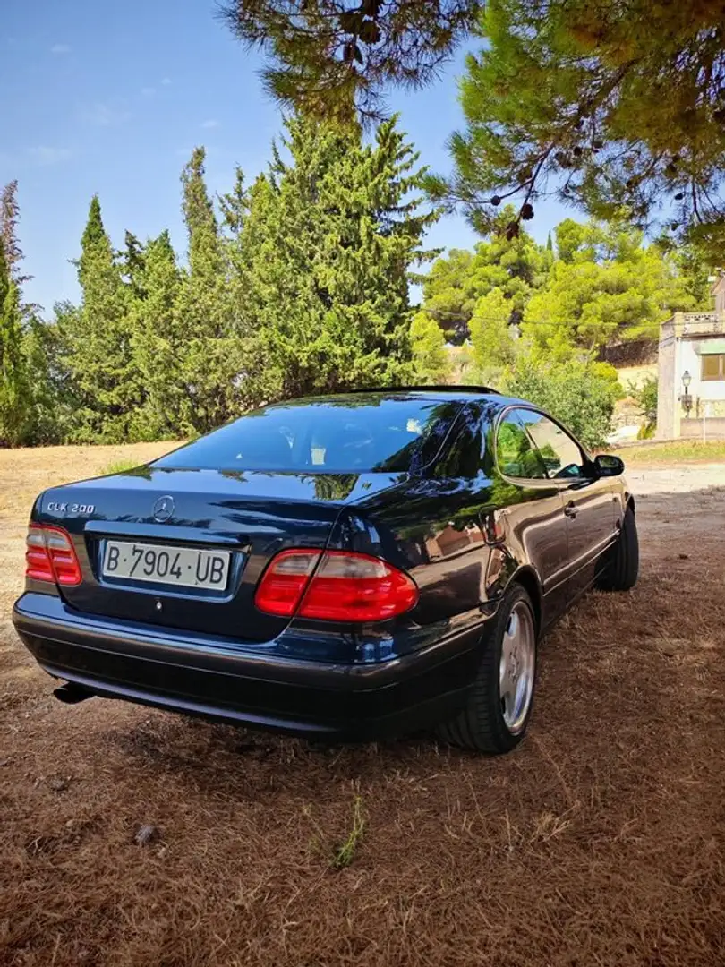 Mercedes-Benz CLK 200 Bleu - 2
