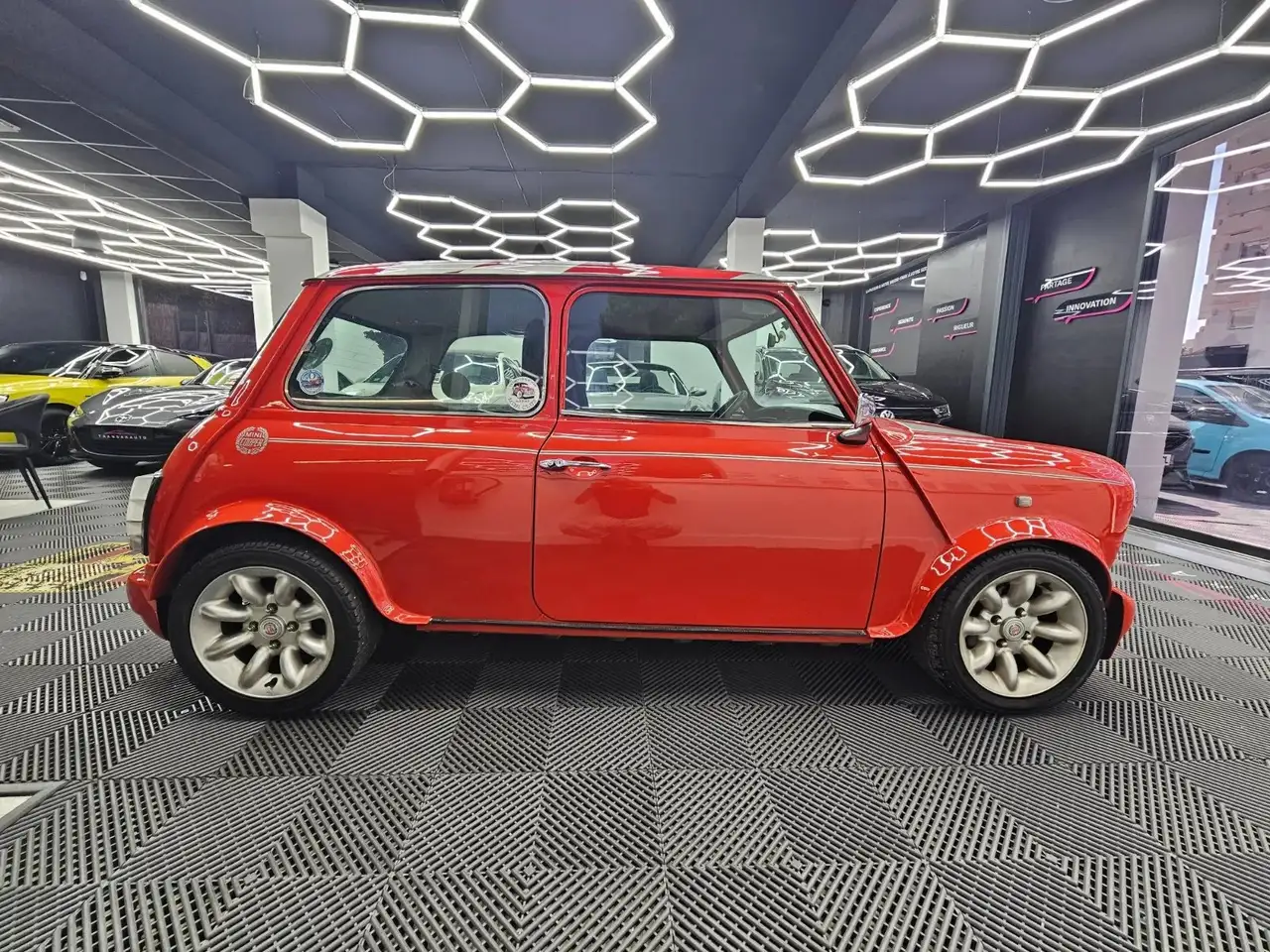 MINI One 1000, foto 2