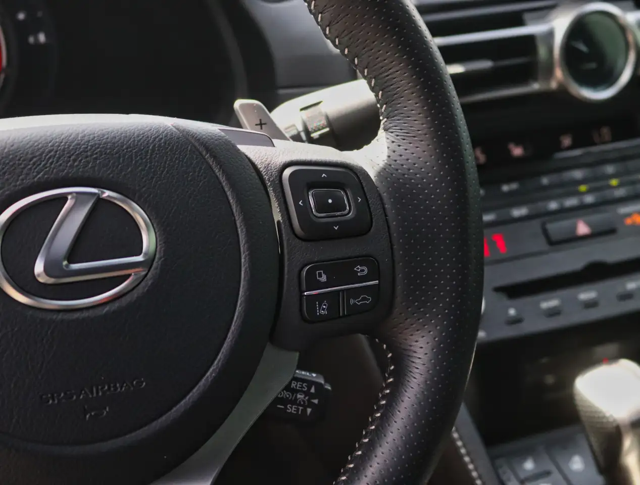 Lexus RC снимка Lexus RC