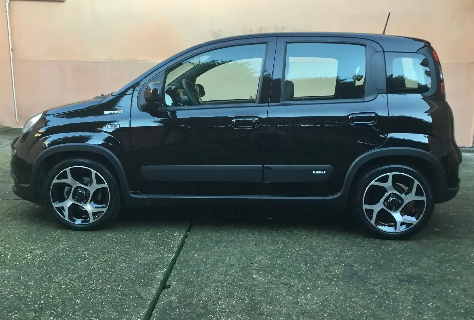 Fiat Panda Panda 1.0 firefly hybrid Sport s Schwarz - 2