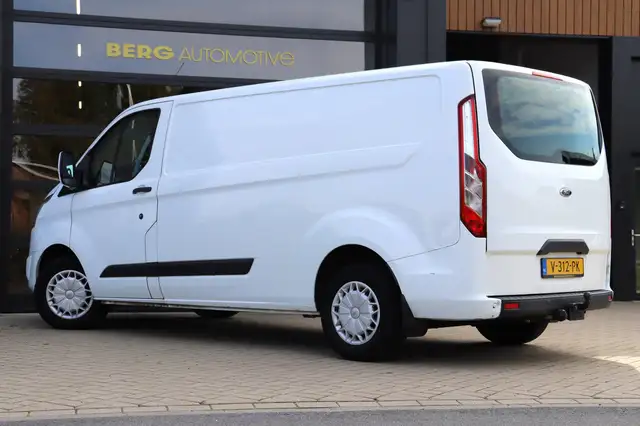 Ford Transit Custom view 28