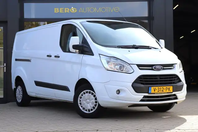 Ford Transit Custom view 5