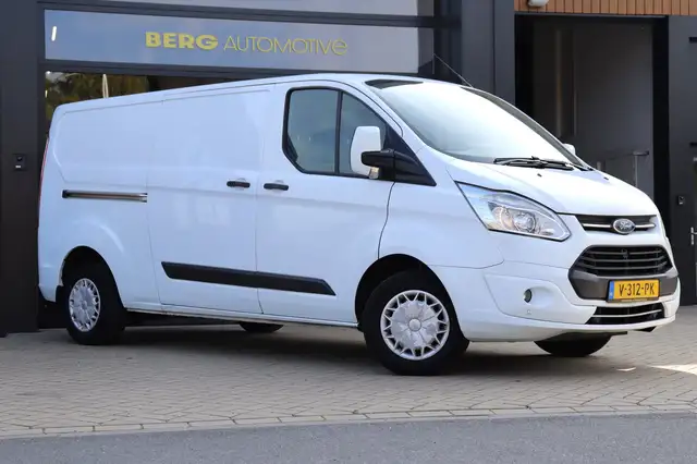 Ford Transit Custom view 23