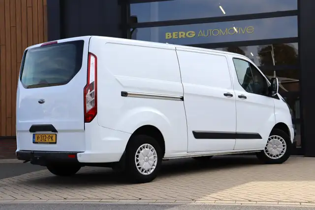 Ford Transit Custom view 27