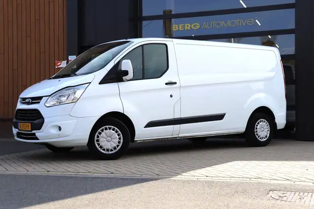 Ford Transit Custom view 22