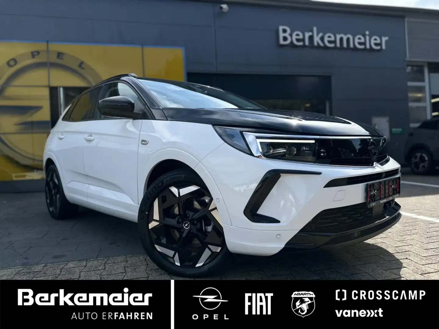Opel Grandland GSe Plug-in ** 360grad/NaviPro/LED ** Weiß - 1