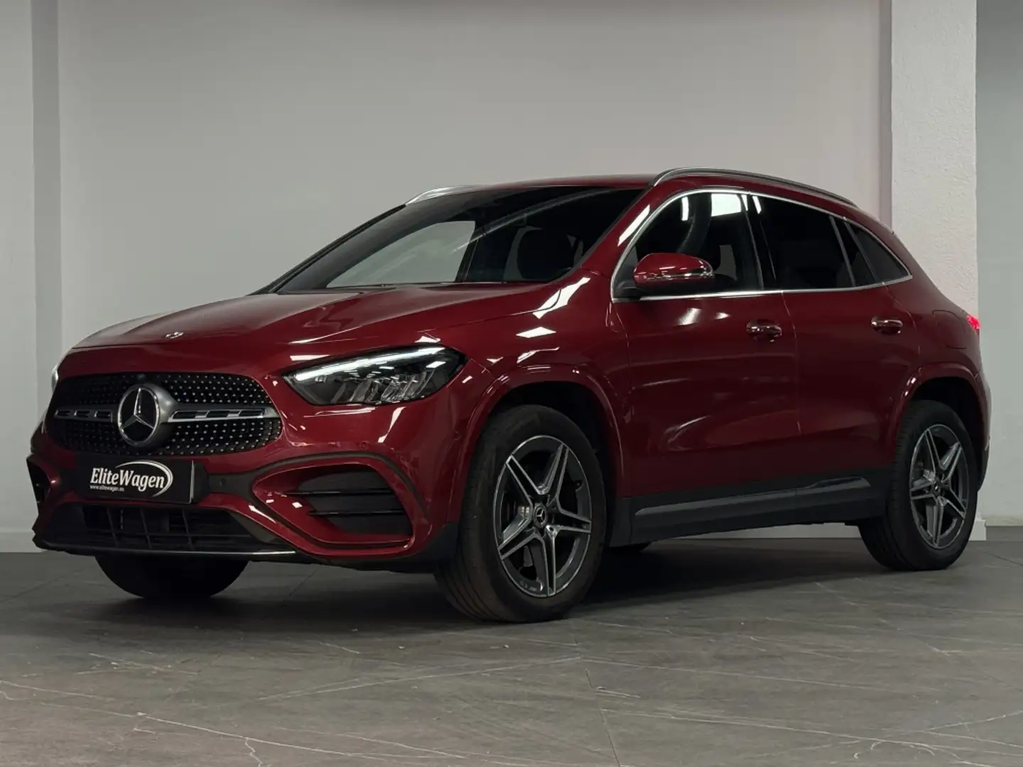 Mercedes-Benz GLA 250 250e Rojo - 2