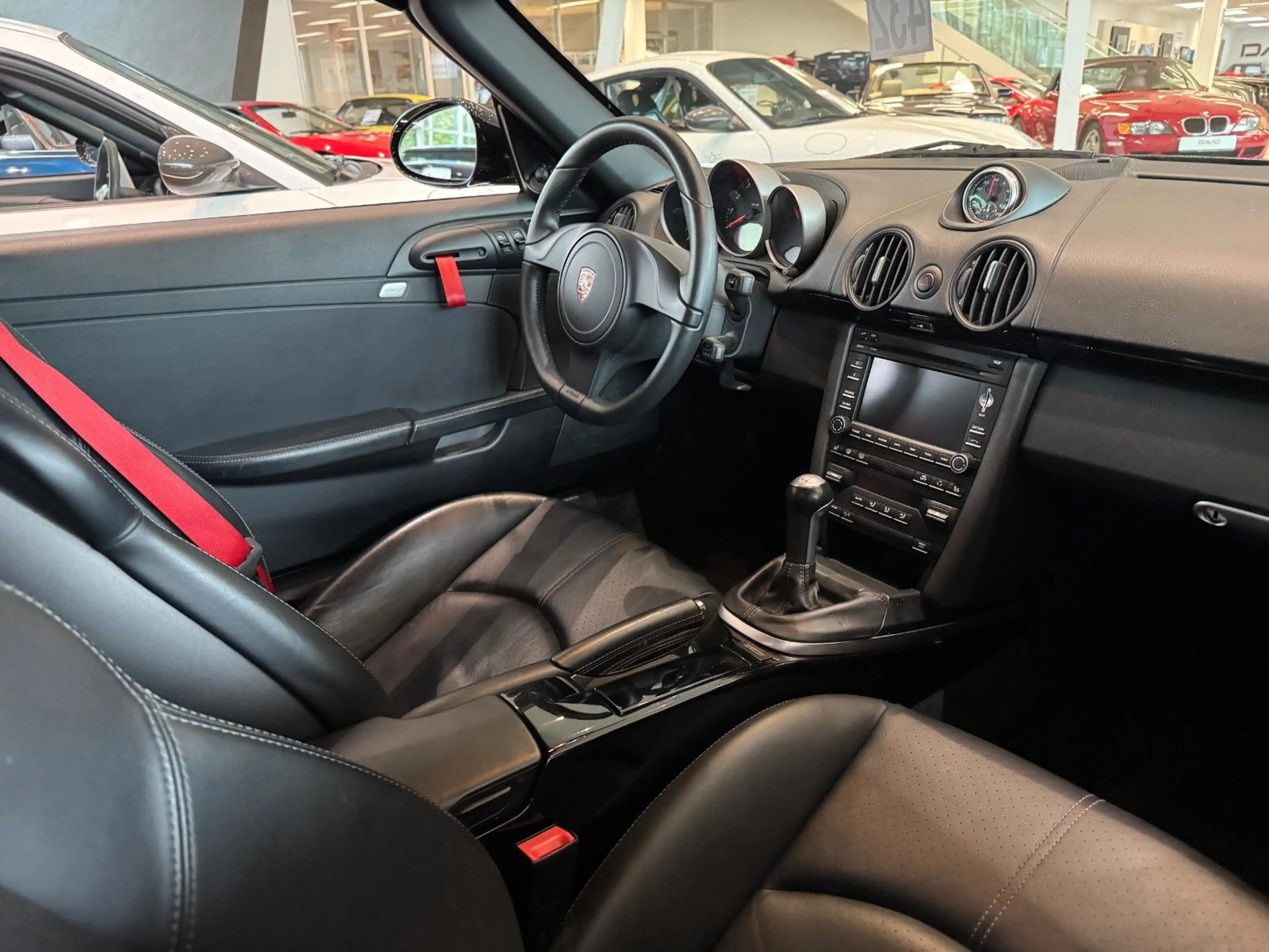 Porsche Boxster Spyder*Schalter*Toller Zustand* — photo 12