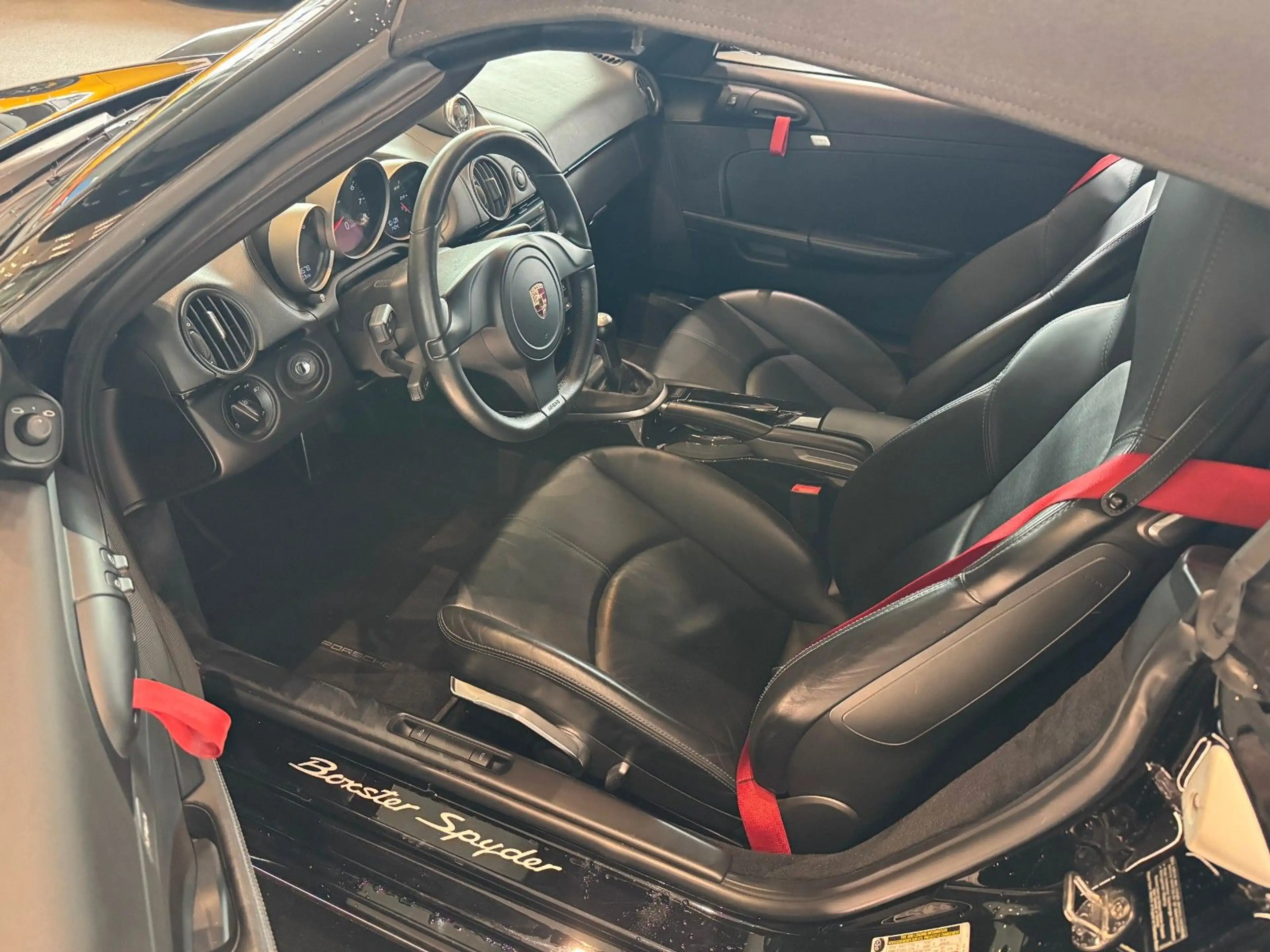 Porsche Boxster Spyder*Schalter*Toller Zustand* — photo 9
