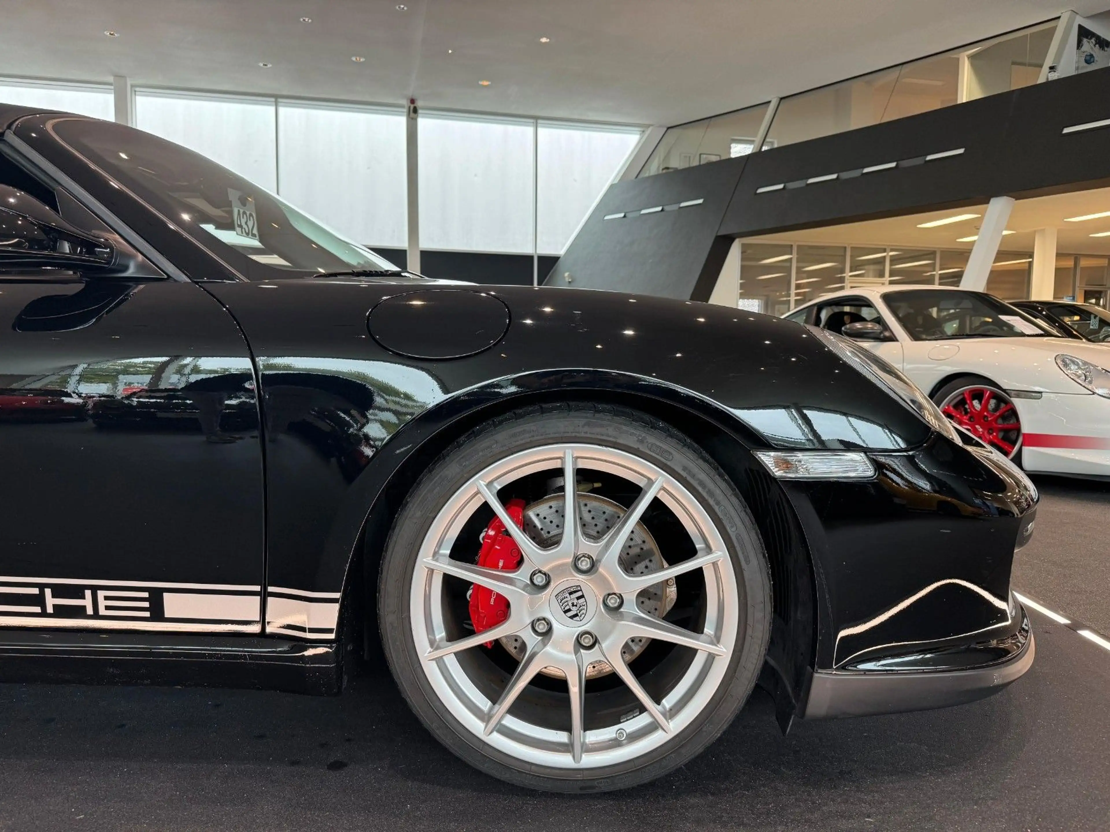 Porsche Boxster Spyder*Schalter*Toller Zustand* — photo 4