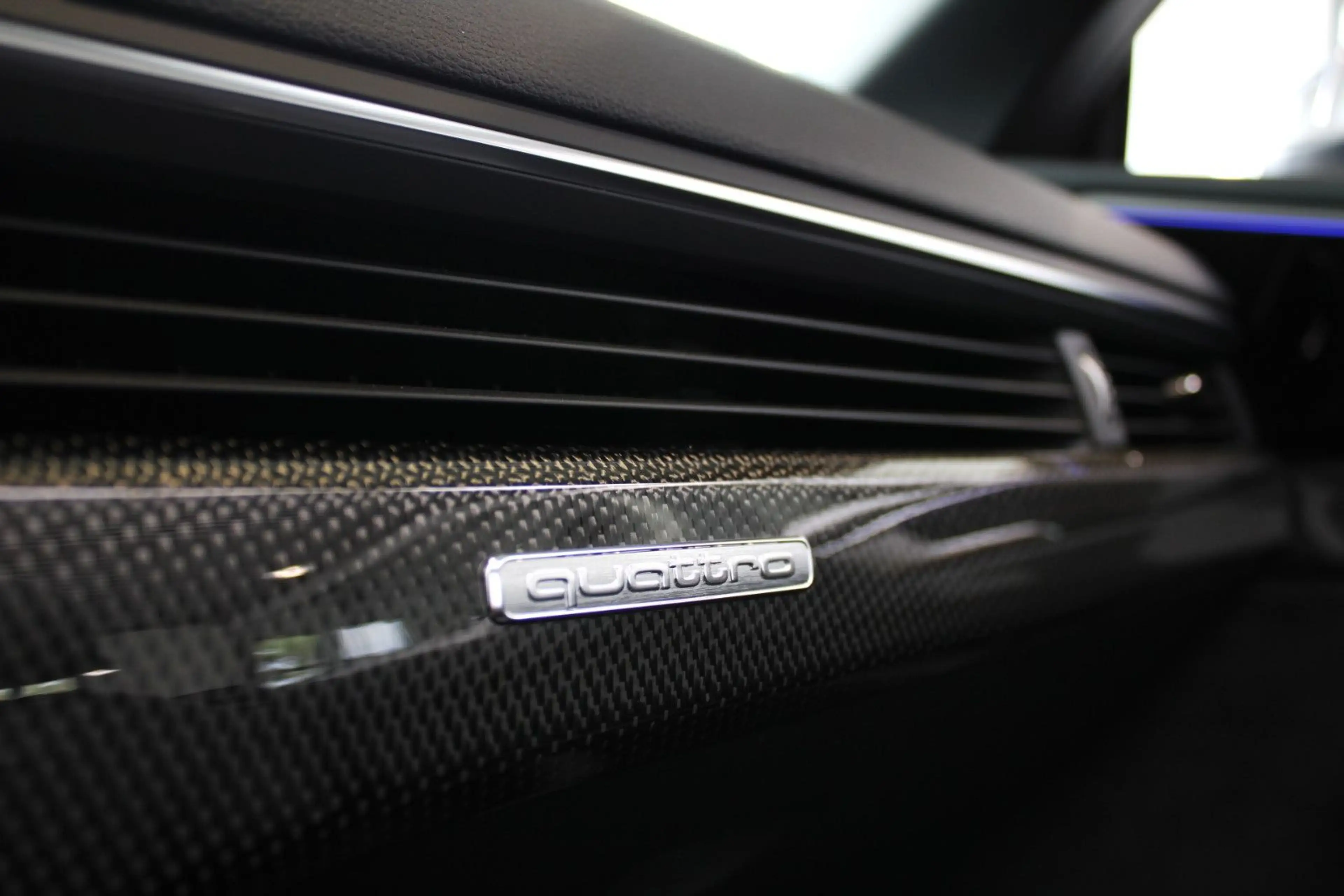 Audi S5 CABRIO CARBON/VIRTUAL/SPORTSITZE/HIFI/LED/19" — photo 11