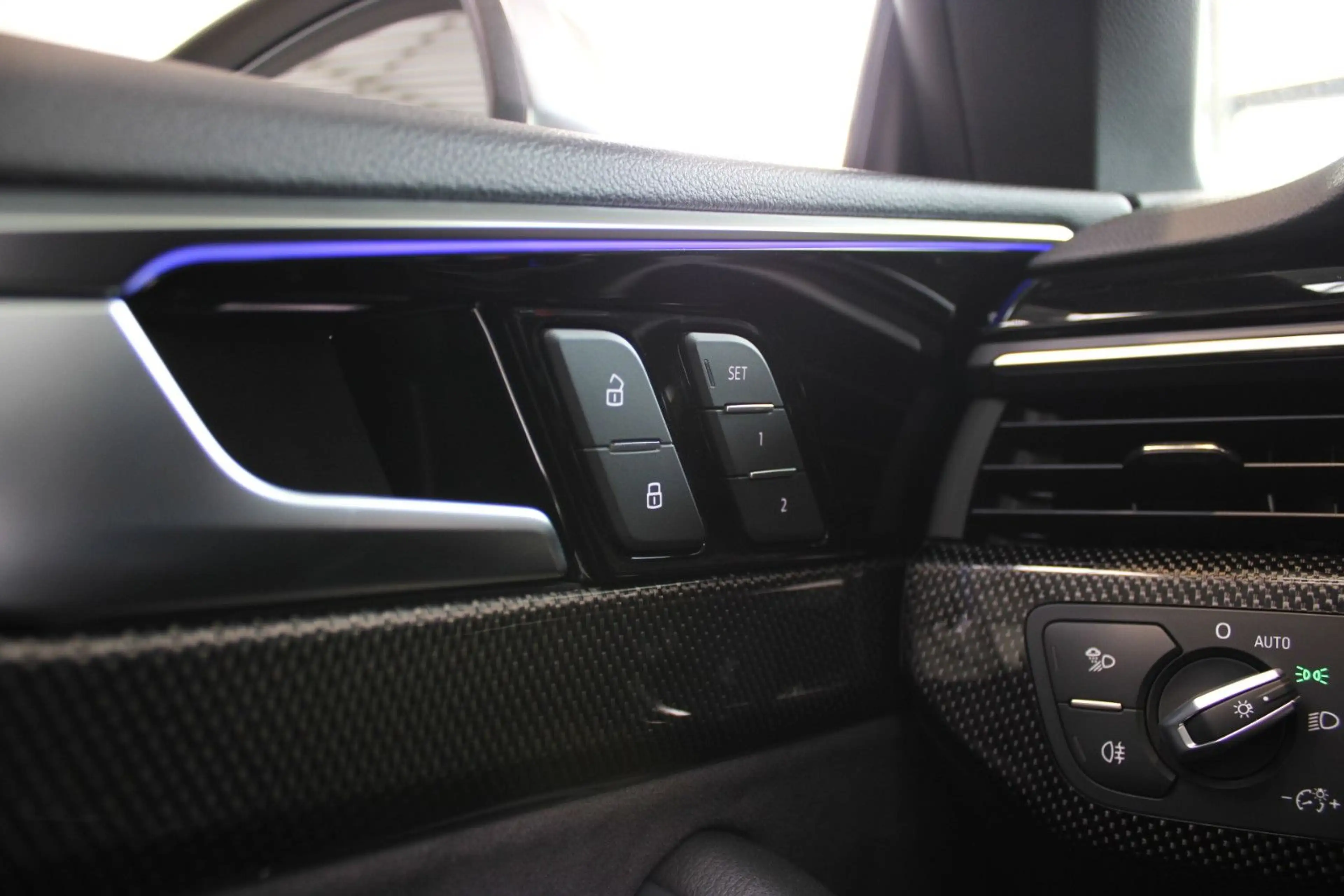 Audi S5 CABRIO CARBON/VIRTUAL/SPORTSITZE/HIFI/LED/19" — photo 15