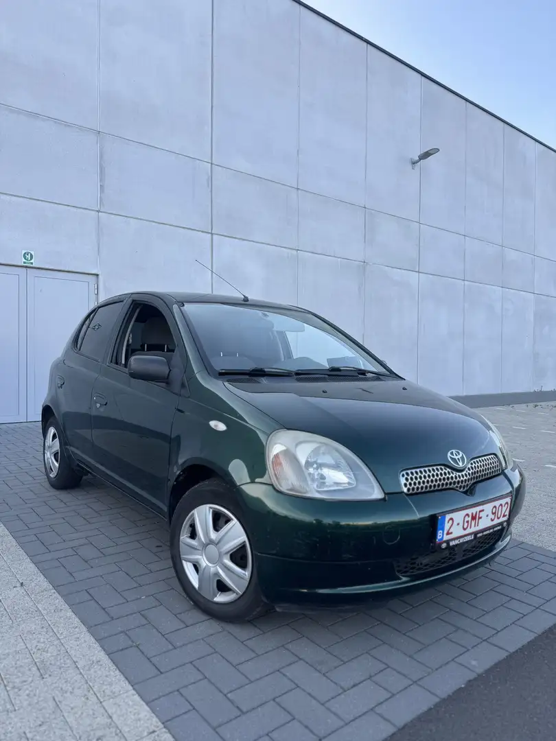 Toyota Yaris 1.3 linea sol - 1