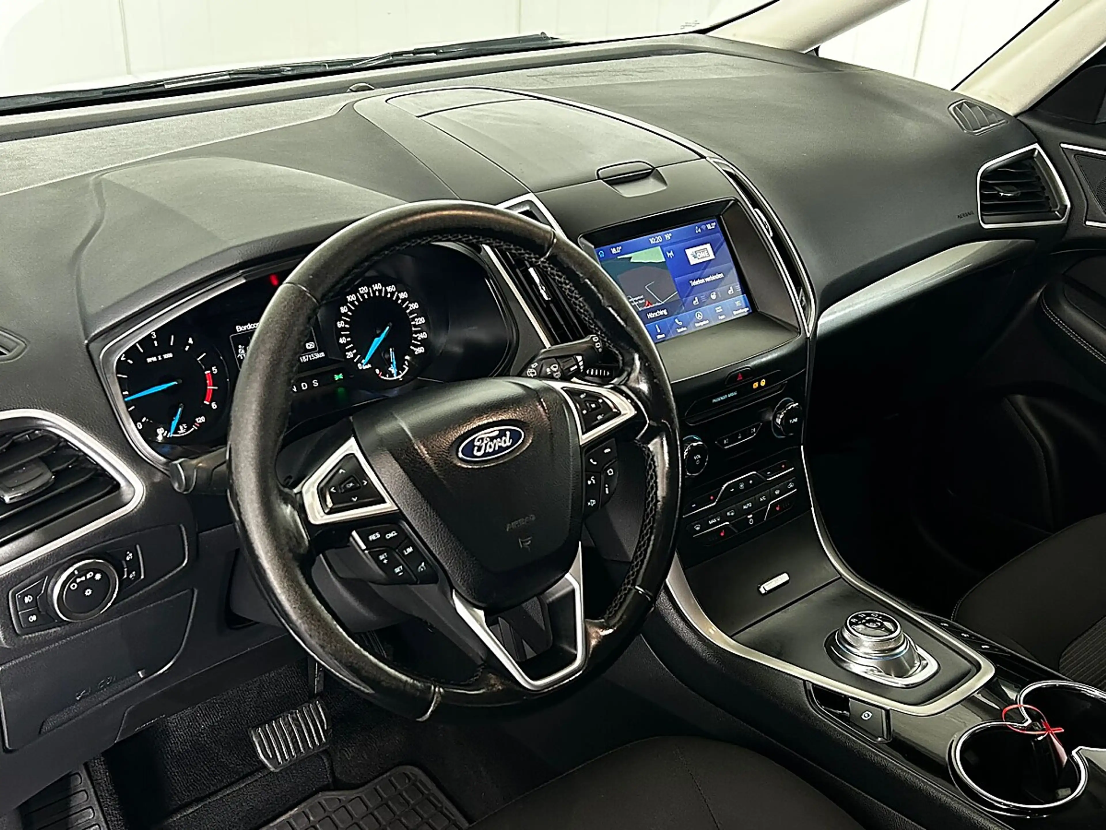 Ford Galaxy 2,0 EcoBlue Trend Aut. — photo 9
