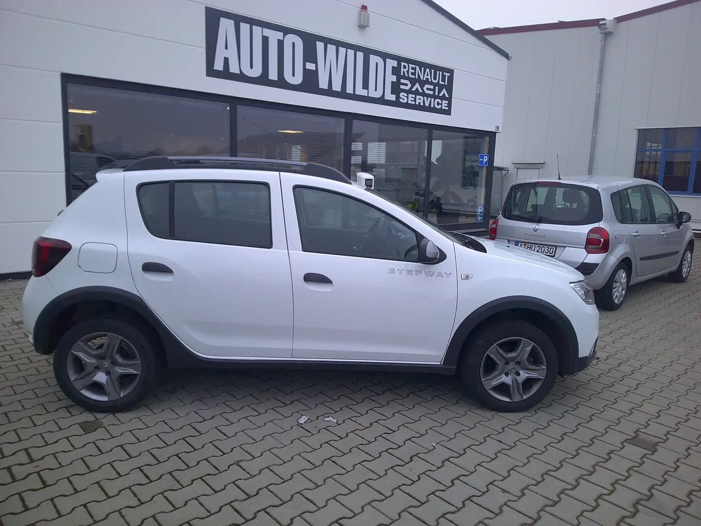 Dacia Sandero Stepway Prestige Weiß - 1