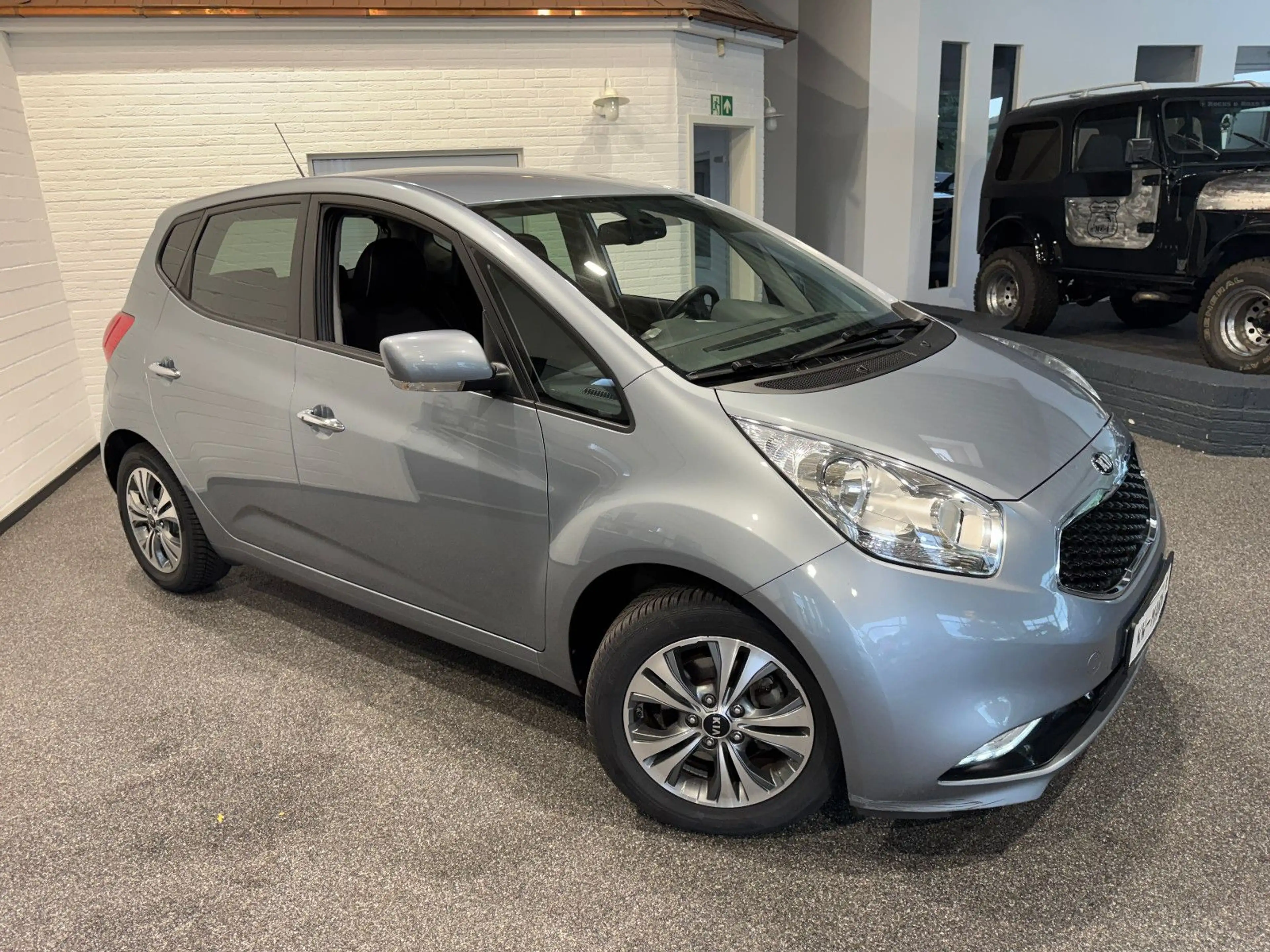 Kia Venga AUTOM. NAVI+CAM SITZHEIZ. PDC ALLWETTER — photo 3