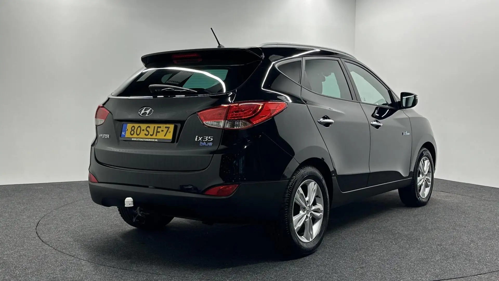 Hyundai iX35 1.6i GDI Dynamic CRUISE TREKHAAK LM LEER. Schwarz - 2