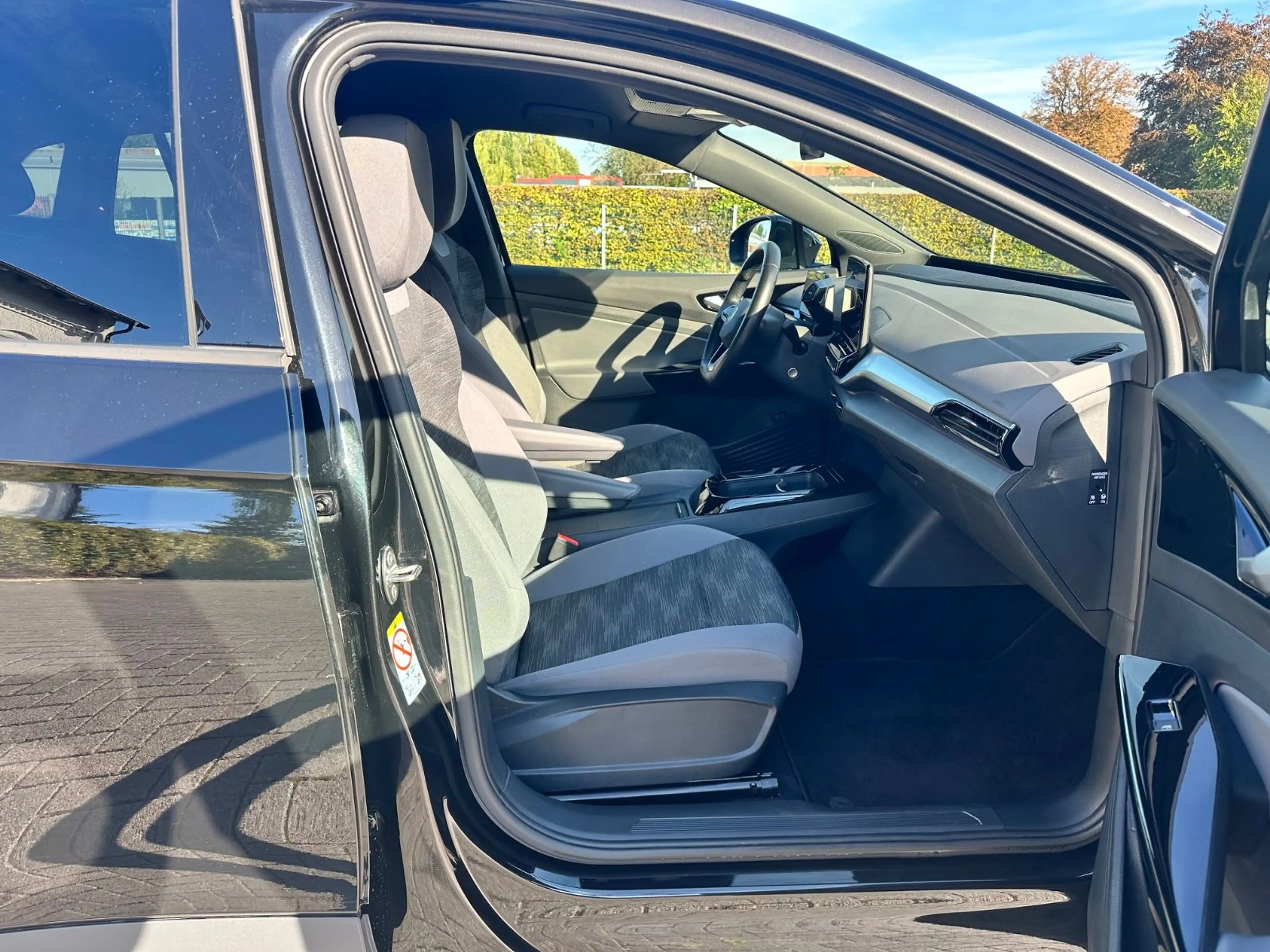 Volkswagen ID.4 Pro Perform. AR-HUD*SIDE*360°*AHK*82kWh*WP — photo 11
