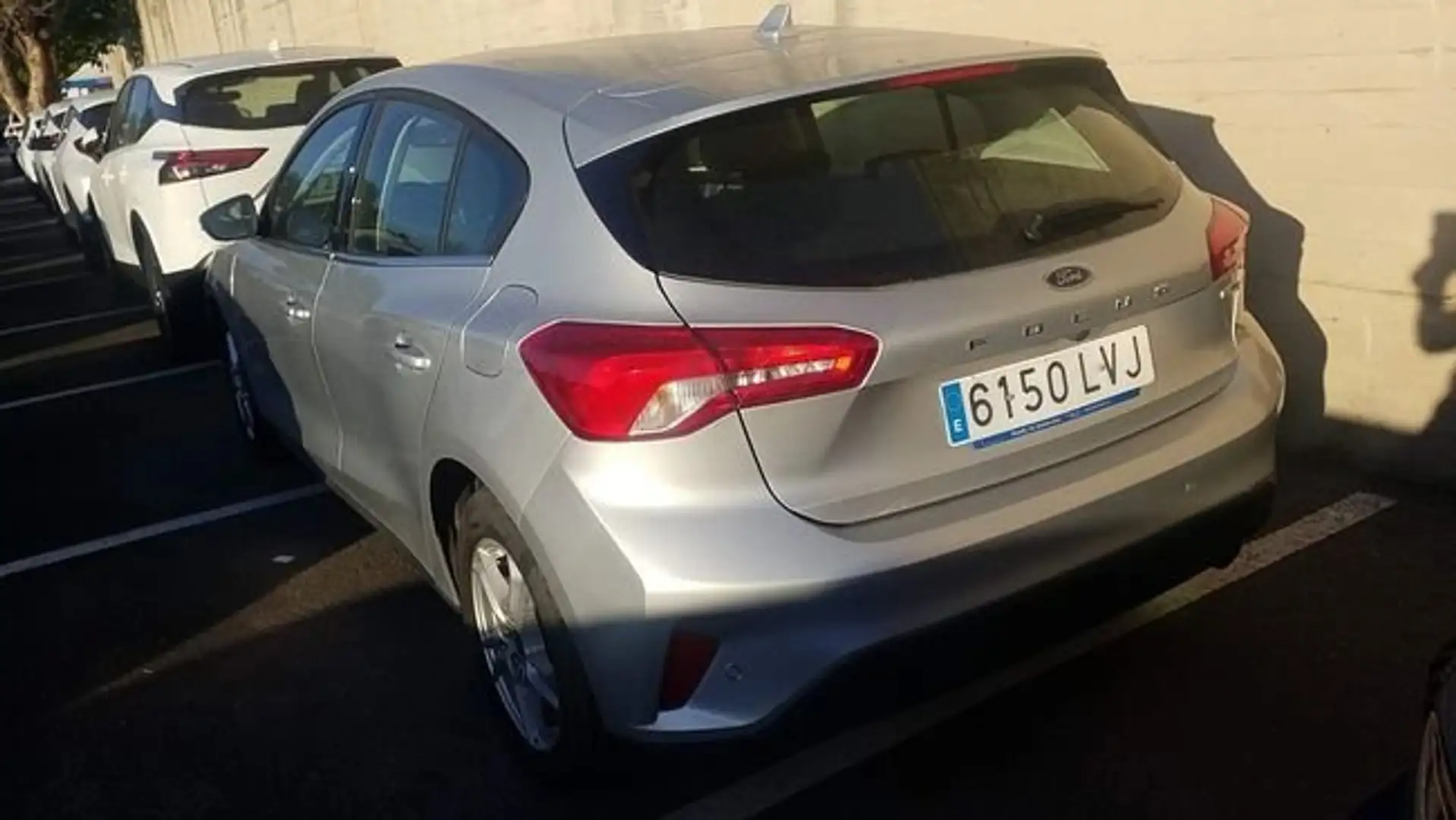Ford Focus 1.0 Ecoboost MHEV Trend+ 125 Plateado - 2