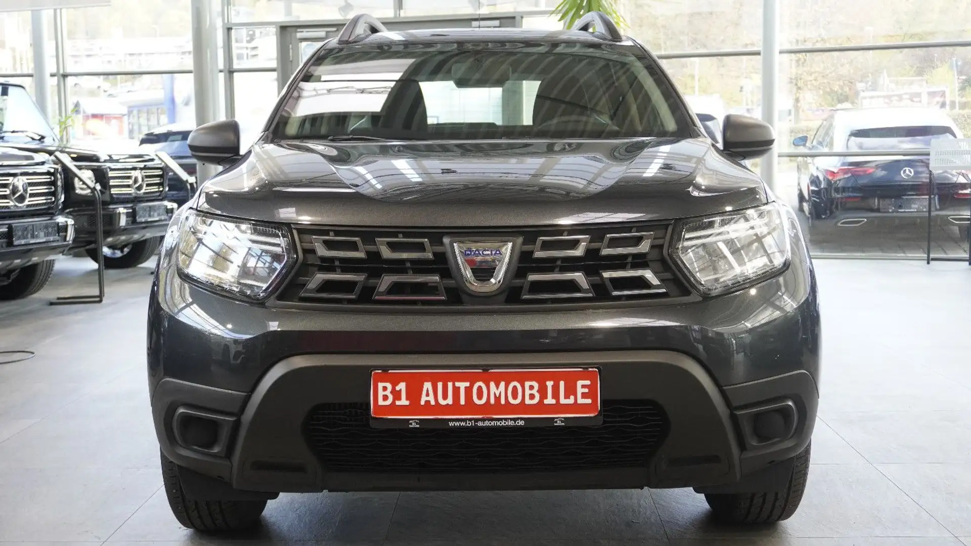 Dacia Duster II Essential*AHK* Grau - 2