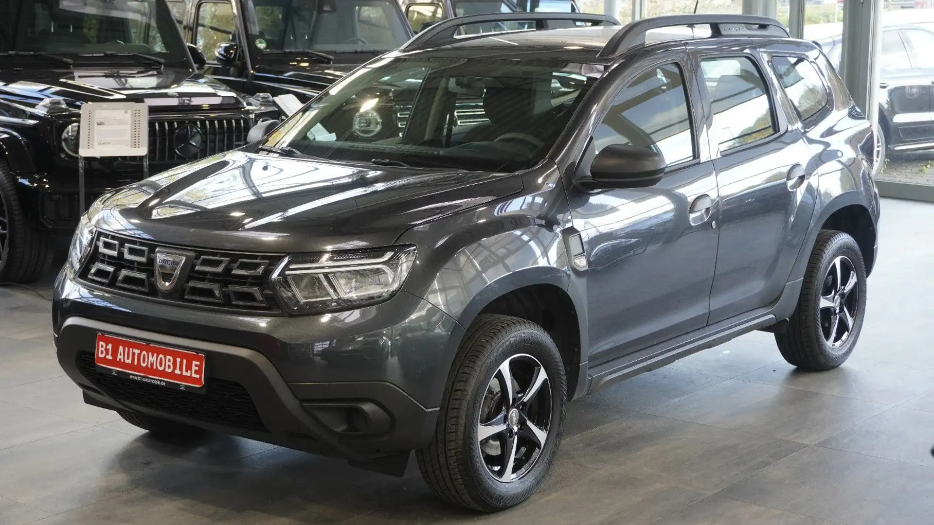 Dacia Duster II Essential*AHK* Grau - 1