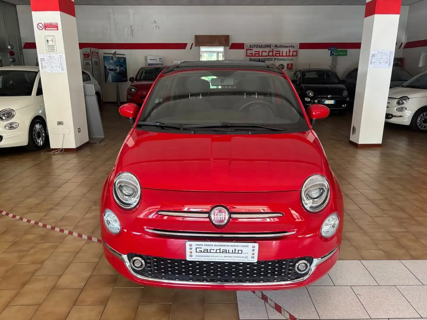 Fiat 500C 1.0 hybrid Dolcevita 70cv MY24 Rouge - 1